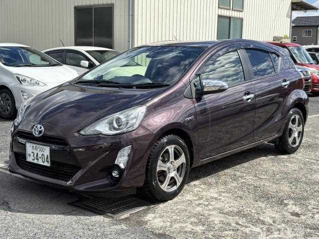 2016 Toyota AQUA