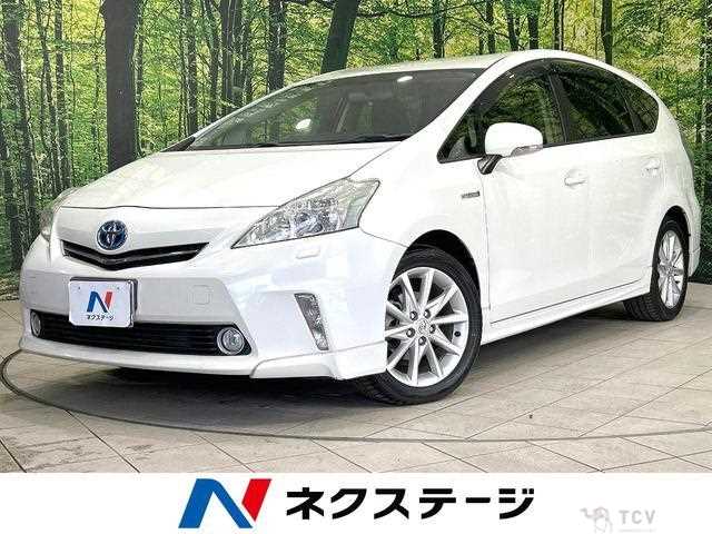 2013 Toyota PRIUS α