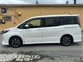 2017 Toyota Noah