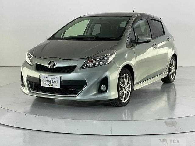 2013 Toyota Vitz