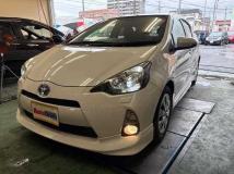 2013 Toyota AQUA