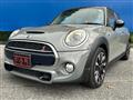 2017 BMW MINI