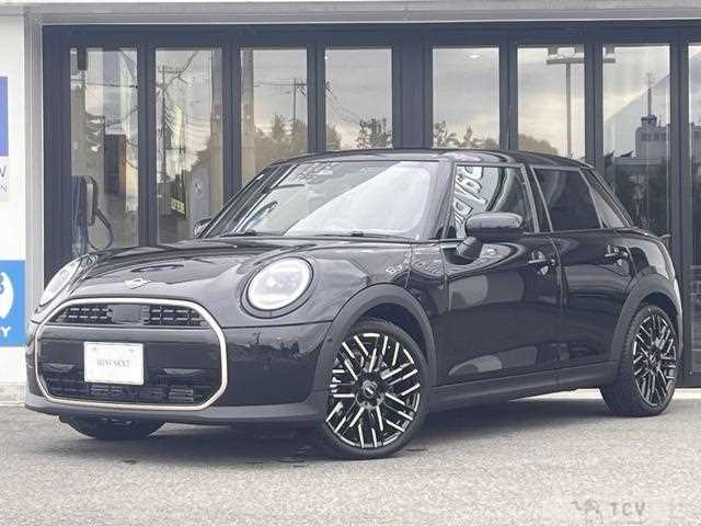 2025 BMW MINI