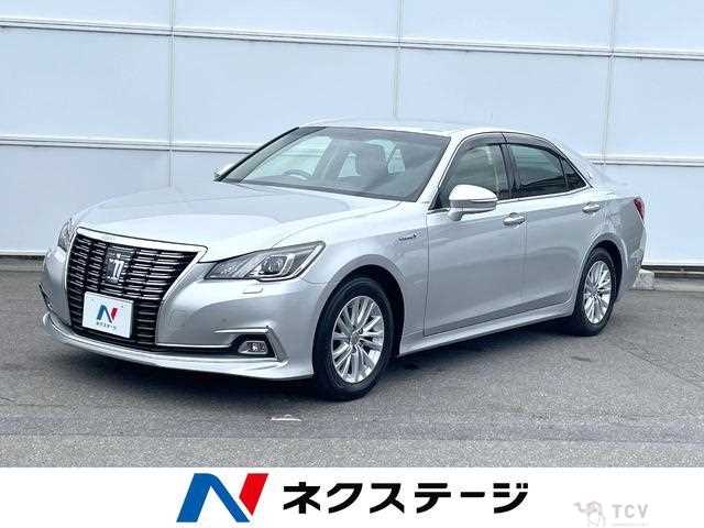 2016 Toyota Crown Hybrid