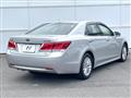 2016 Toyota Crown Hybrid