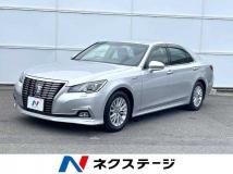 2016 Toyota Crown Hybrid