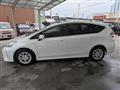 2015 Toyota PRIUS α