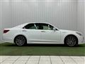 2013 Toyota Crown Hybrid