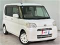 2012 Daihatsu Tanto