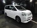 2009 Toyota Voxy