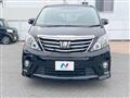 2013 Toyota Alphard G
