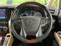 2016 Toyota Alphard Hybrid