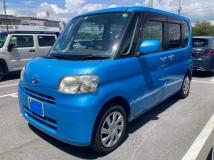 2012 Daihatsu Tanto