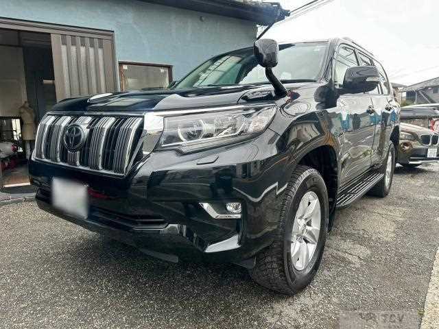 2020 Toyota Land Cruiser Prado