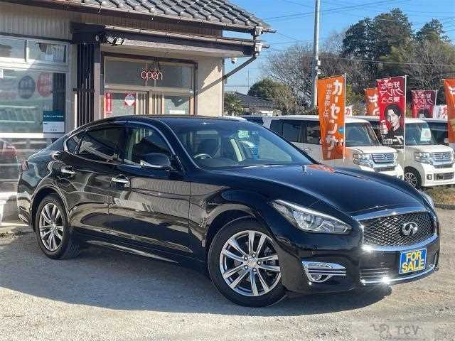 2016 Nissan Fuga