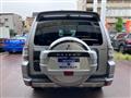 2011 Mitsubishi Pajero