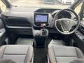 2016 Toyota Voxy