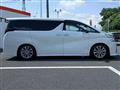 2017 Toyota Vellfire