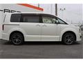 2019 Mitsubishi Delica D5
