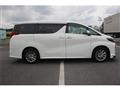 2018 Toyota Alphard Hybrid