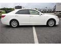2014 Toyota Crown