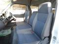 2005 Nissan Caravan Bus