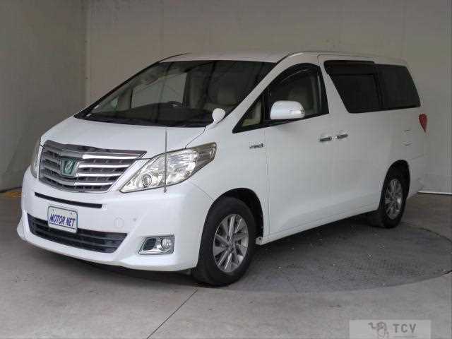 2013 Toyota Alphard Hybrid