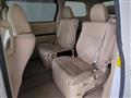 2013 Toyota Alphard Hybrid