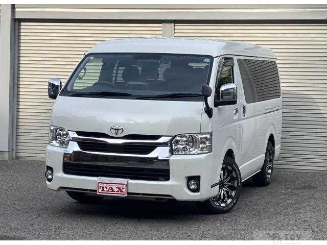 2022 Toyota Hiace Wagon