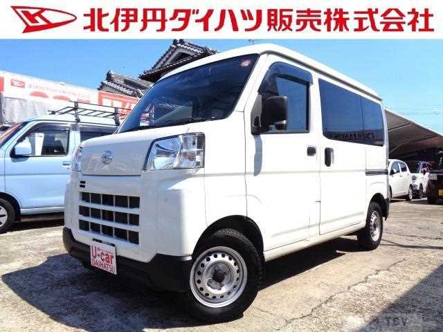 2022 Daihatsu Hijet Cargo