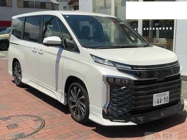 2024 Toyota Voxy