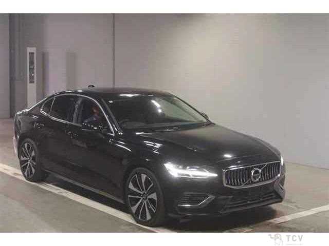 2022 Volvo S60