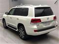 2016 Toyota Land Cruiser