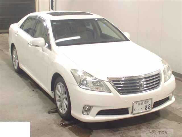 2012 Toyota Crown