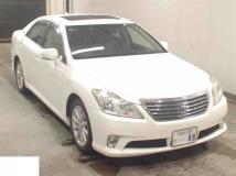 2012 Toyota Crown