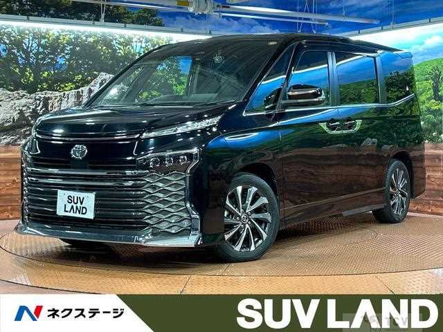 2022 Toyota Voxy