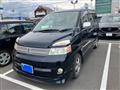 2005 Toyota Voxy