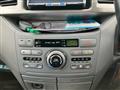 2005 Toyota Voxy