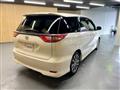 2016 Toyota Estima