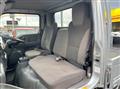 2018 Isuzu Elf Truck