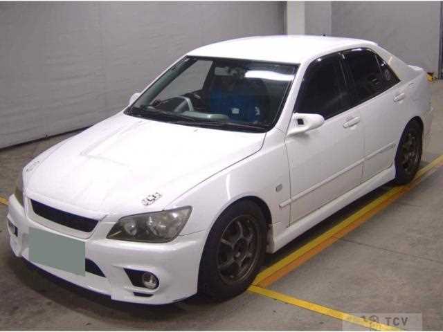 2005 Toyota Altezza