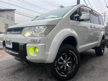 2009 Mitsubishi Delica D5