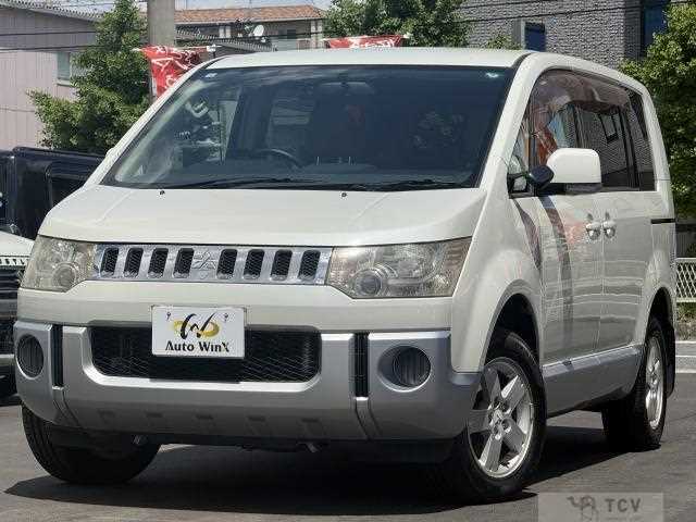 2009 Mitsubishi Delica D5