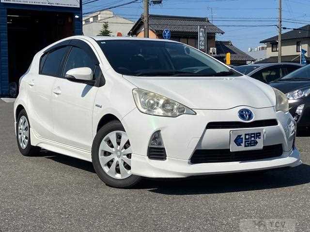 2012 Toyota AQUA