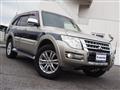 2014 Mitsubishi Pajero
