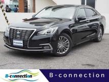 2016 Toyota Crown Hybrid