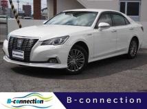 2015 Toyota Crown Hybrid