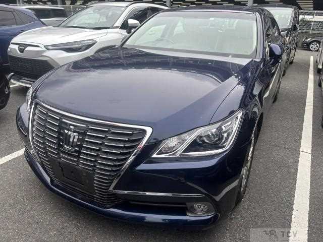 2015 Toyota Crown