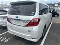 2012 Toyota Alphard Hybrid