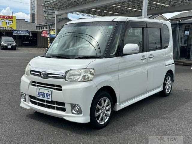 2013 Daihatsu Tanto